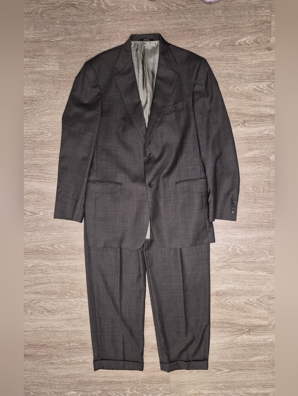 Hart Schaffner Marx Gold Trumpeter Suit 42L  38/32
